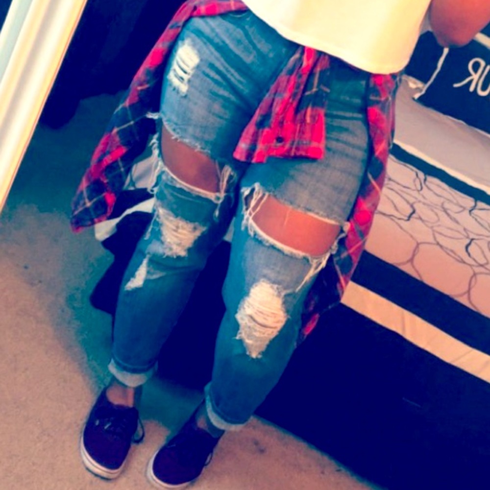 Heavy Distressed Jeans 2